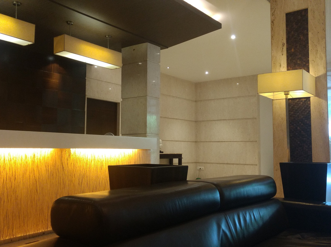 Hotel Cenneys Gateway主图