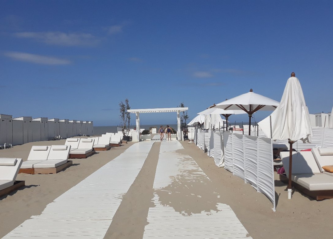 Kamer + Douche In Villa主图