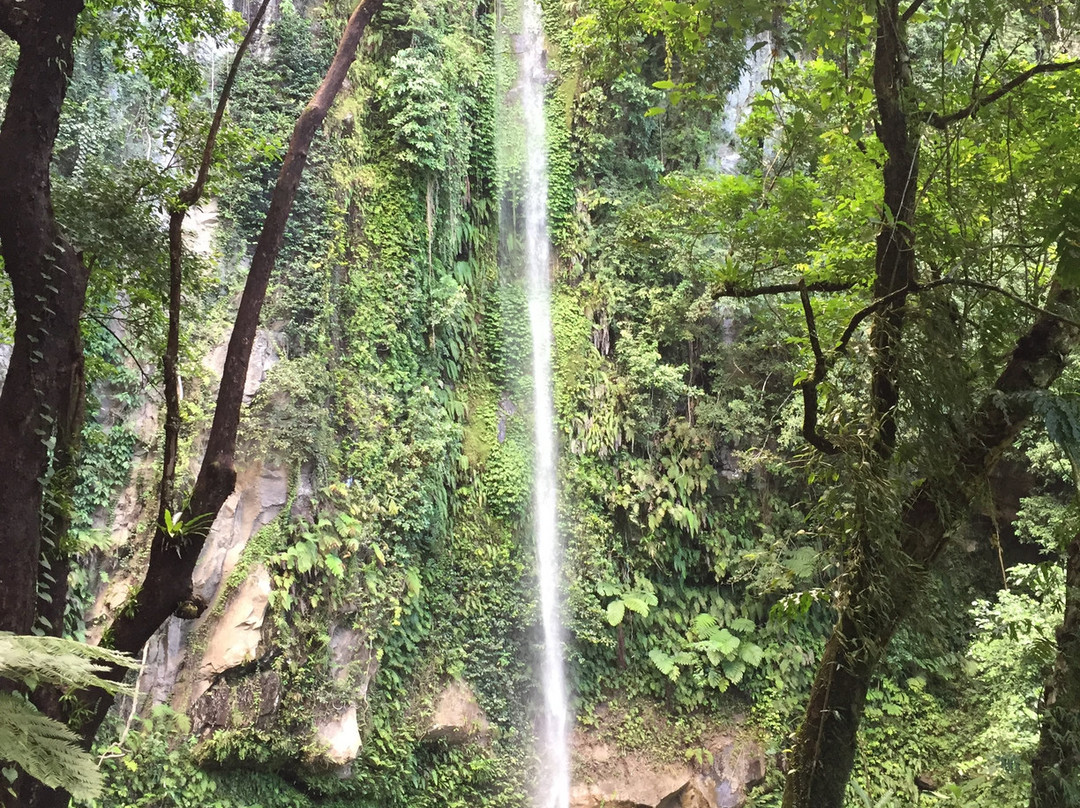 Katibawasan Falls-卡米金省必去景点