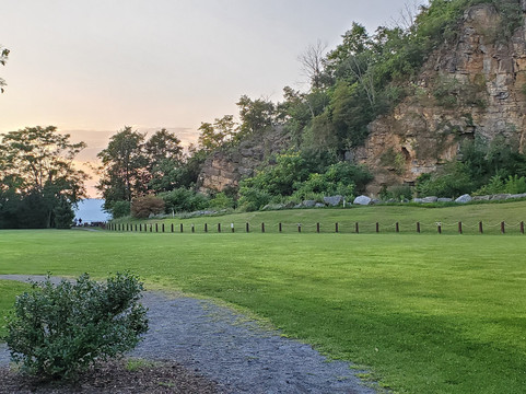 Chimney Rocks Park-Hollidaysburg必去景点