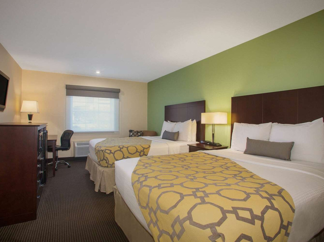 Baymont by Wyndham Jefferson City主图