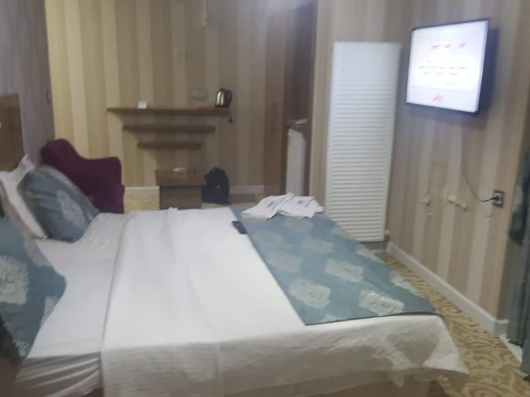 Crystall Hotel主图