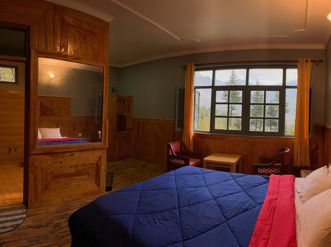 Playground Adventure Hostel主图