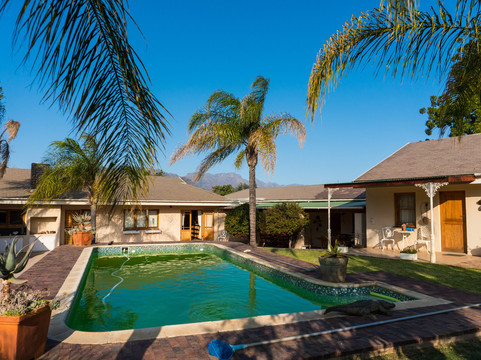 Clan Court Guesthouse主图