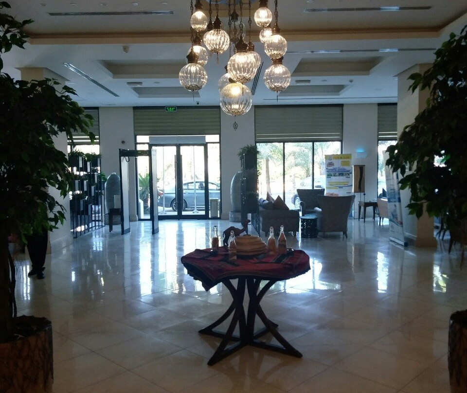 City Tower Hotel主图