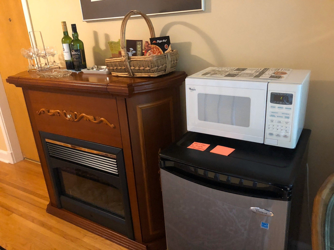 Lakeview Manor B&B主图