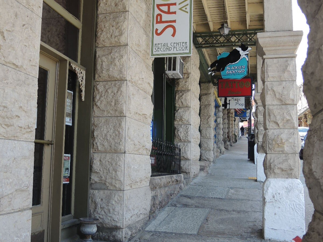 Blackie's Backyard-尤里卡斯普林斯必去景点