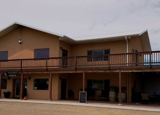 Pearce旅游景点-Golden Rule Vineyards