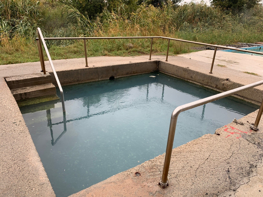 Thermal Hot Springs-Kamena Vourla必去景点