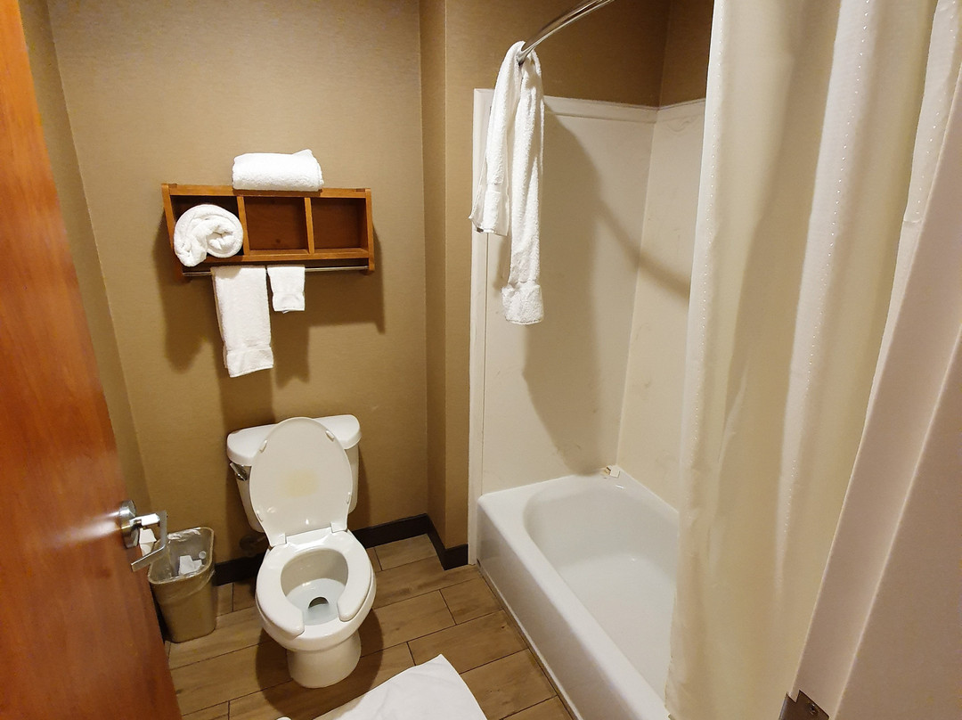 科达伦拉昆塔套房旅馆主图