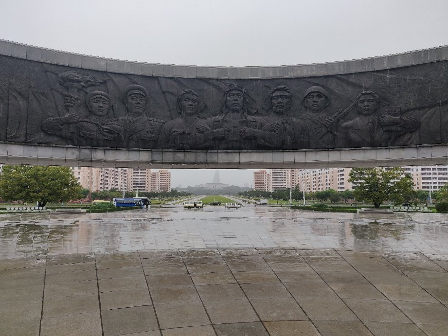 Monument to the Korean Workers Party景点图片