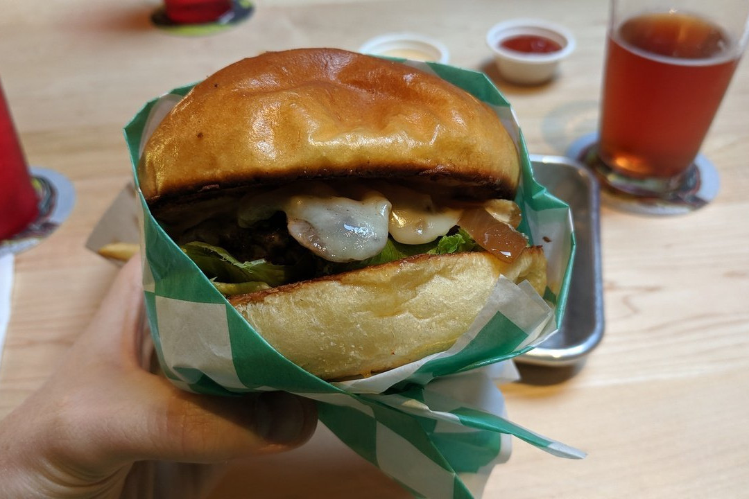 Mammoth Burger Company