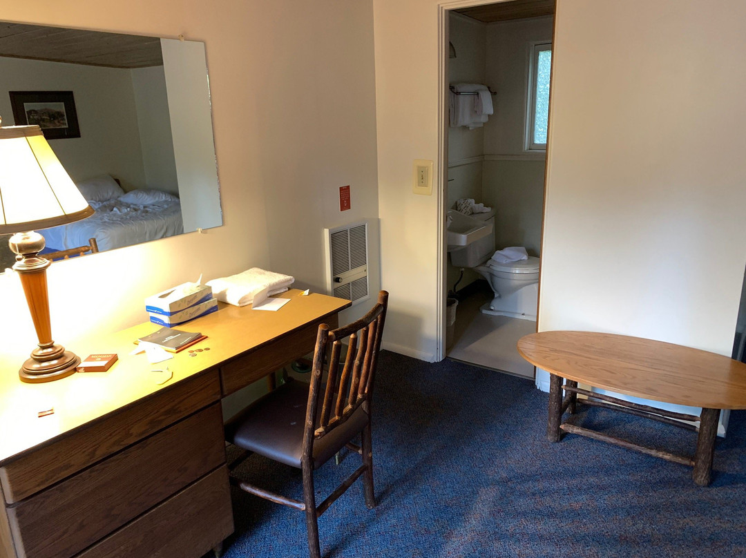 Motel Lake McDonald主图