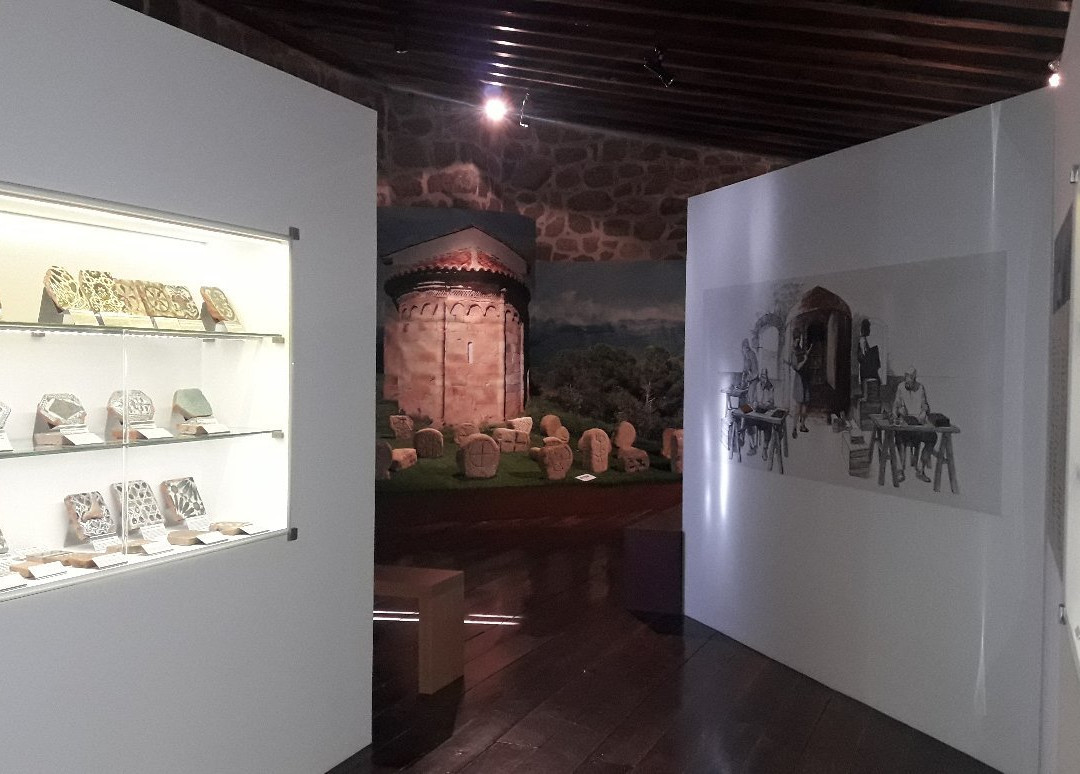 Castillo de La Adrada-La Adrada必去景点