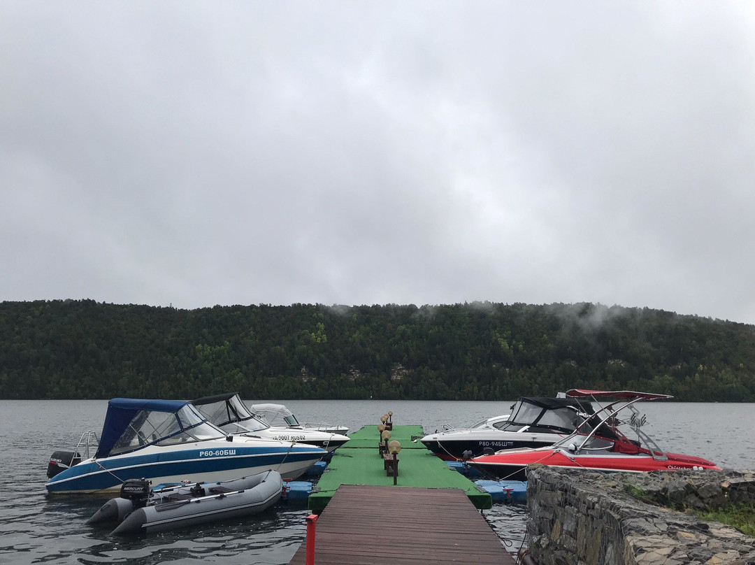 Pavlovskiy Park主图