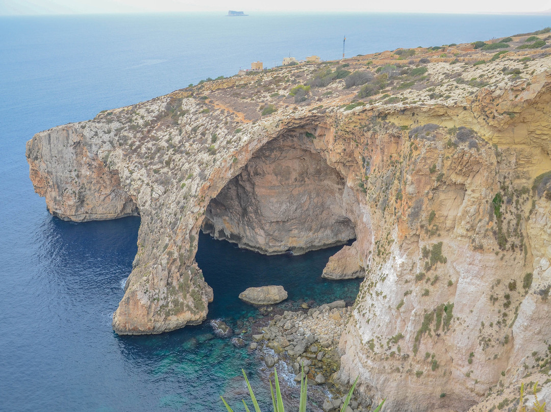 Blue Wall And Grotto Viewpoint景点图片