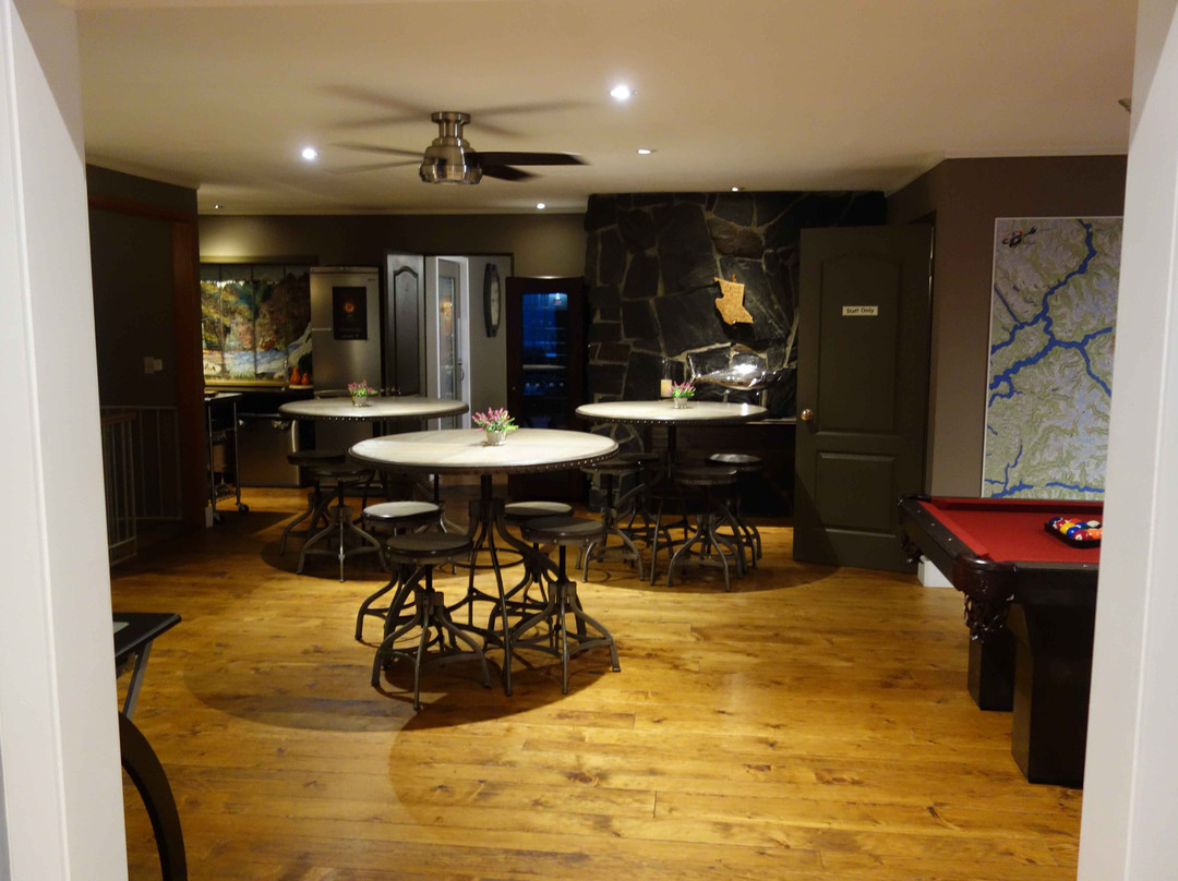 Bella Coola Eagle Lodge主图