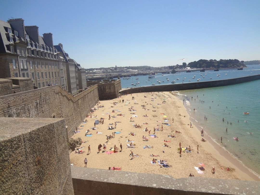 Plage du Mole景点图片