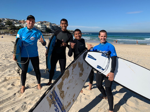 邦迪海滩“让我们去冲浪‘课程-邦迪必去景点