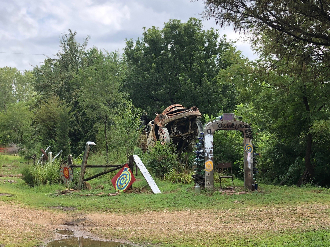 Truckhenge-托皮卡必去景点