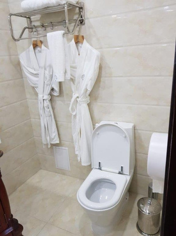 比什凯克广场酒店主图