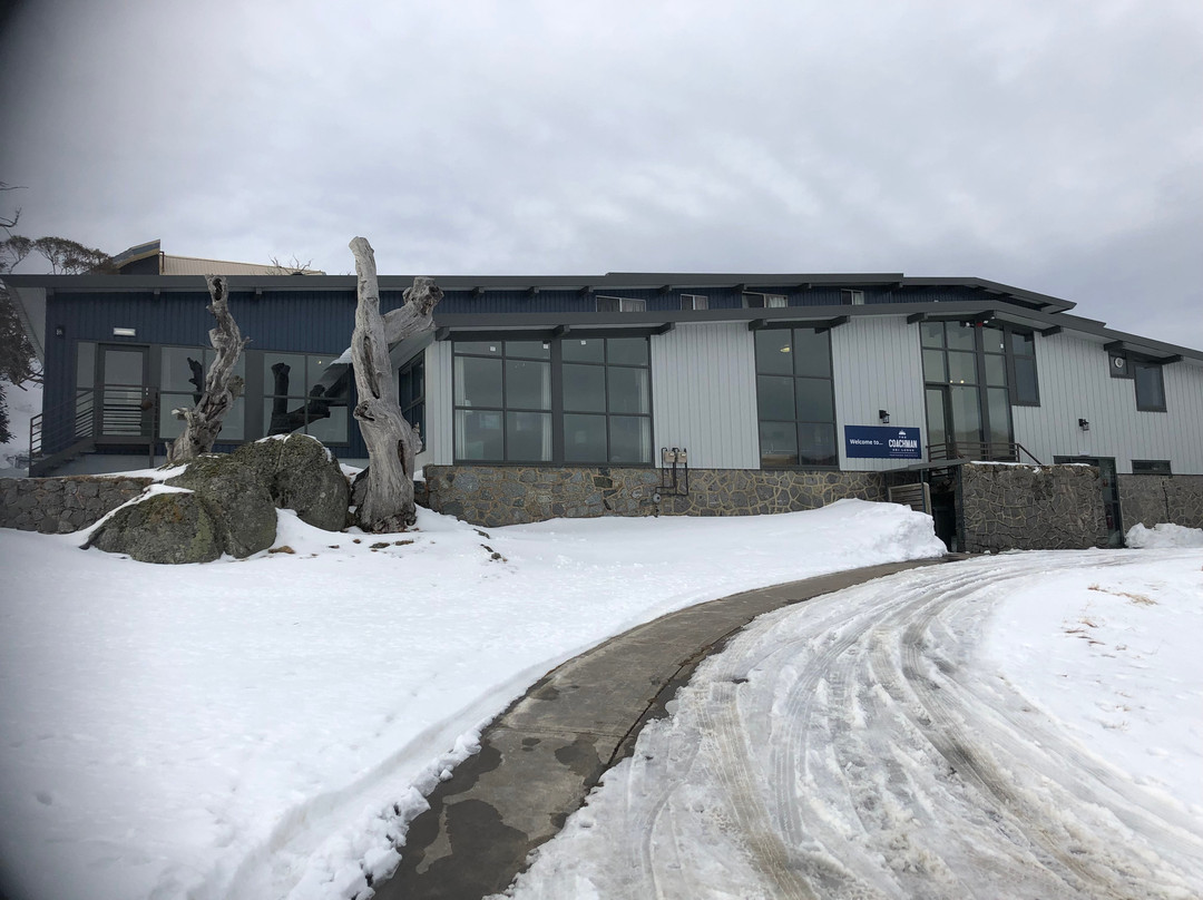 The Coachman Ski Lodge主图