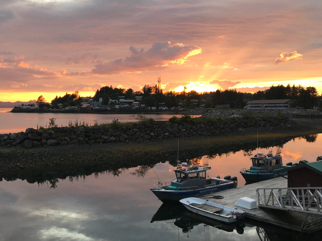 Shelter Cove Lodge