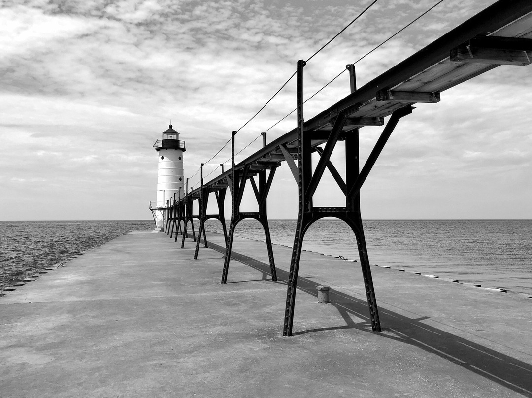 Manistee North Pierhead Lighthouse景点图片