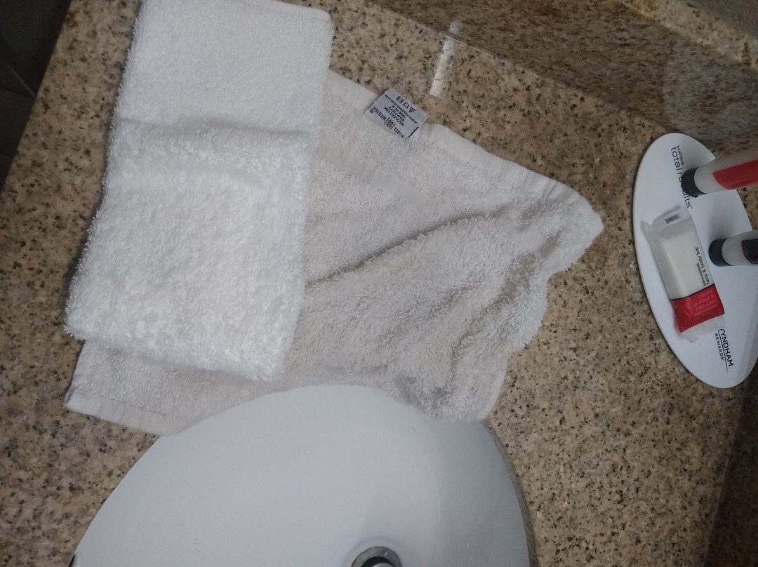 FairBridge Inn & Suites Fort Wayne主图