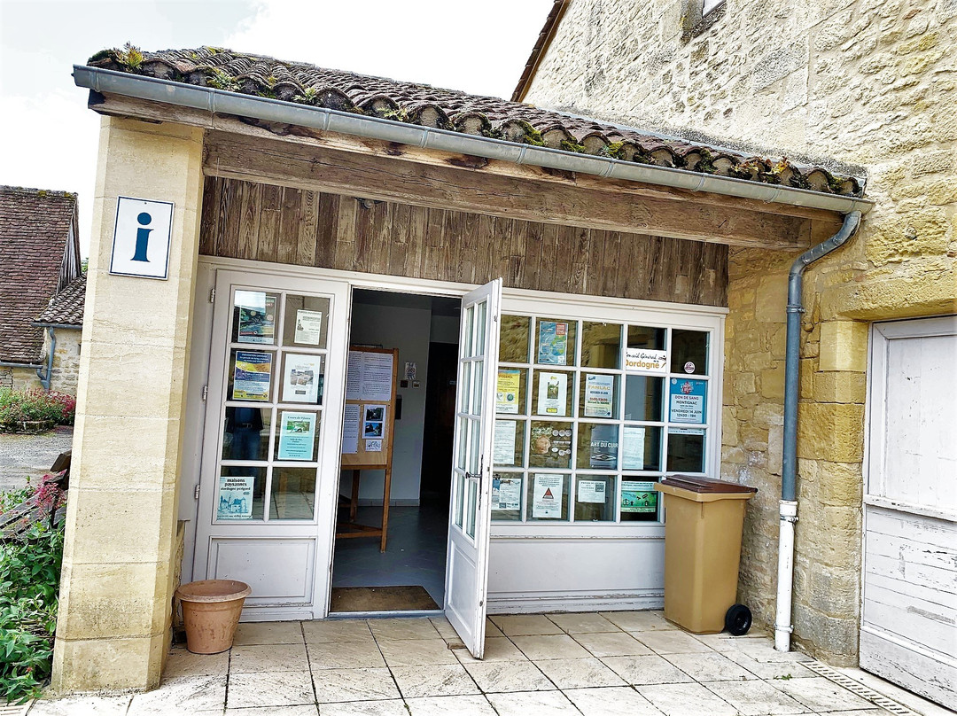 Eglise de la Décollation de Saint-Jean-Baptiste-Fanlac必去景点
