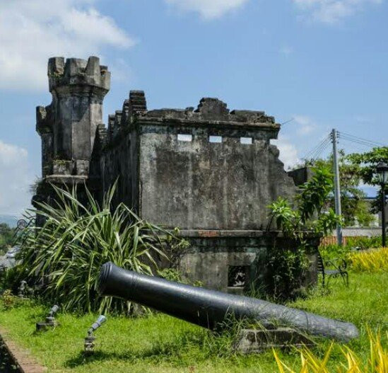Subic Spanish Gate-苏比克湾自由贸易区必去景点