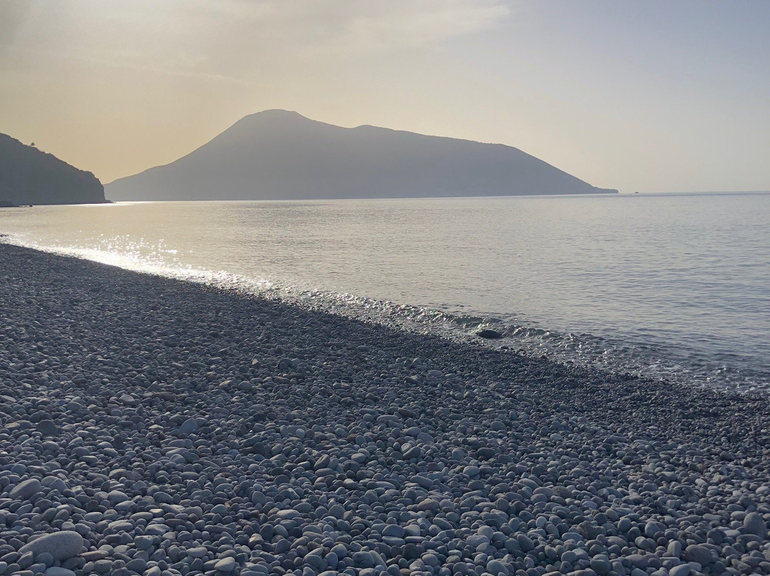 Spiaggia Di Acqua Calda景点图片