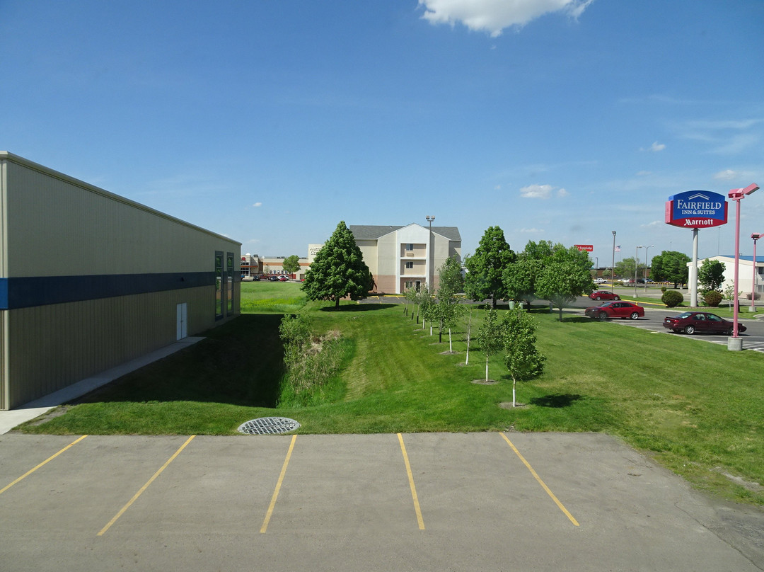 Fargo Inn & Suites主图