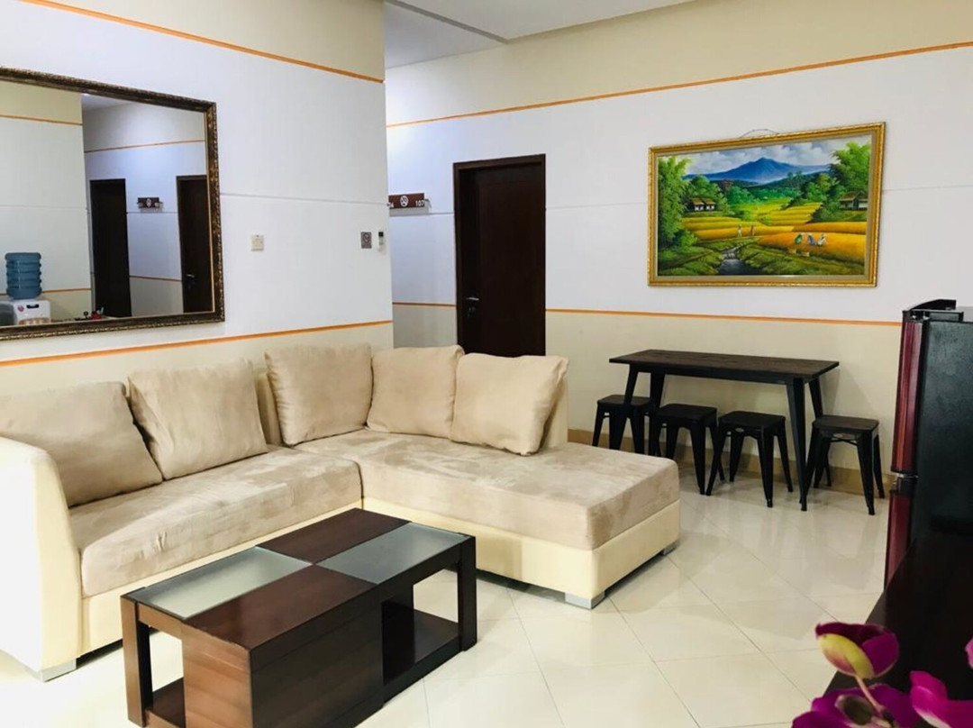 Adiputra Guesthouse Tata Bumi