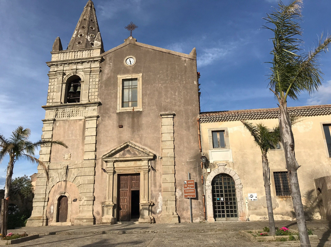 Chiesa Santissima Trinita景点图片