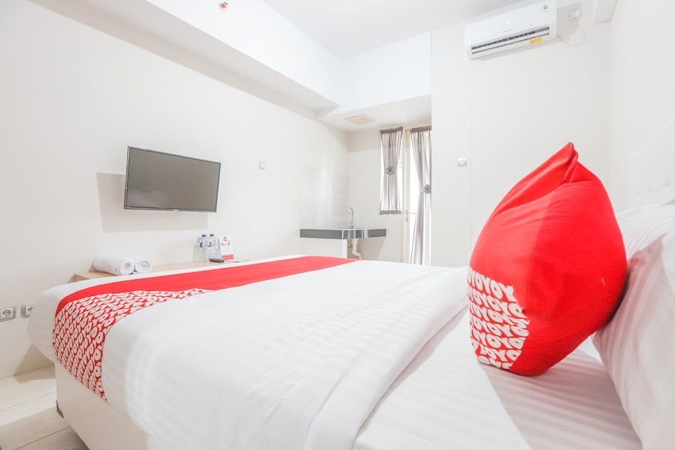 OYO 498 Green Lake View Ciputat主图