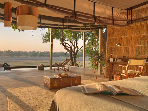 Time + Tide Chinzombo主图