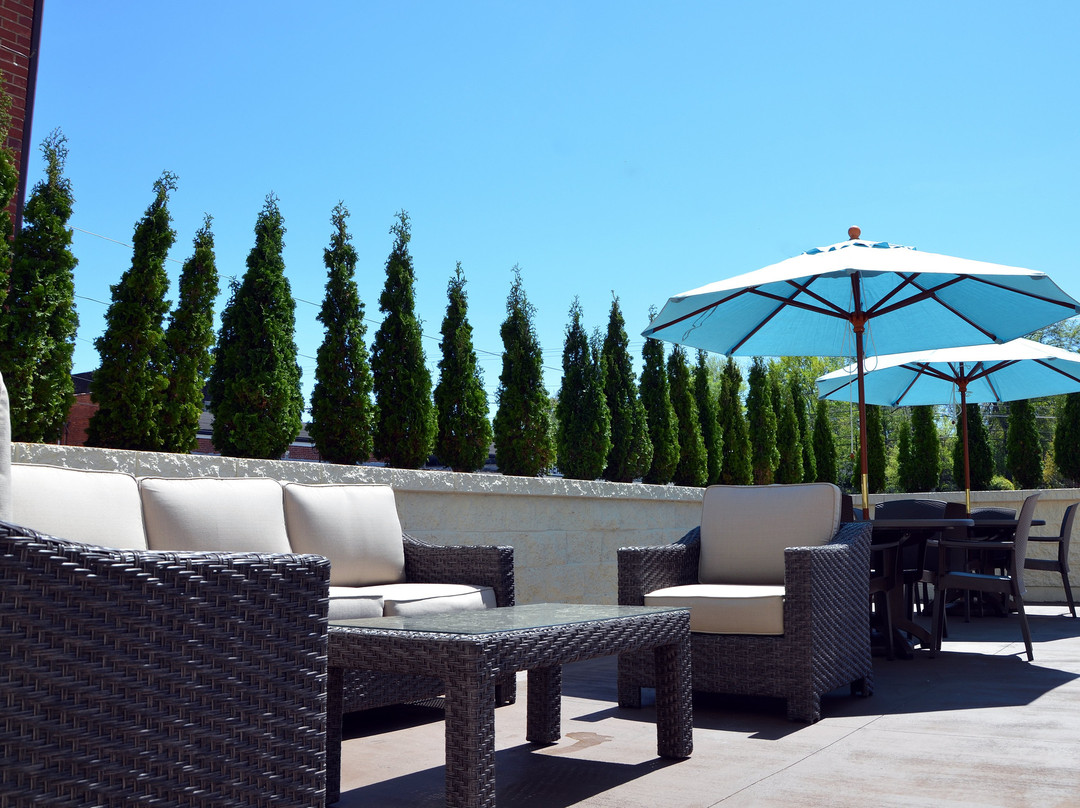 The Samuel Elbert Hotel and Conference Center主图