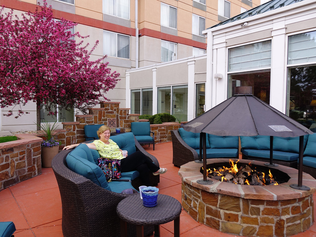 丹佛机场希尔顿花园酒店主图