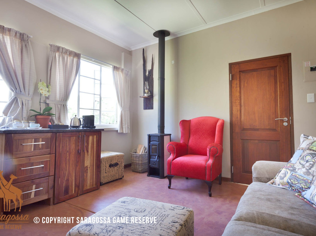 Twin Thorns Guesthouse主图