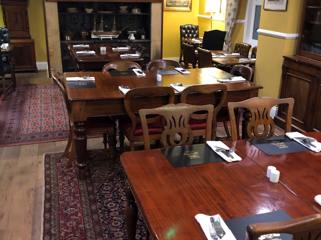 The Black Bull Hotel & Restaurant主图