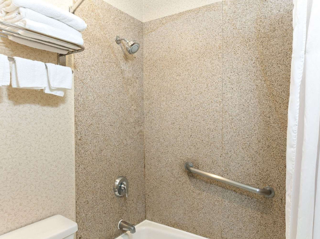 Days Inn by Wyndham Alhambra CA主图