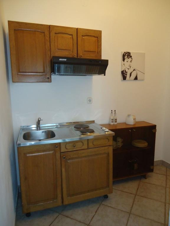 Apartments Lav主图