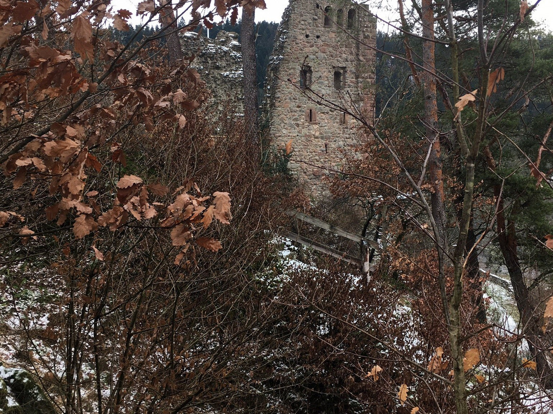 Ruine Schenkenburg-Schenkenzell必去景点