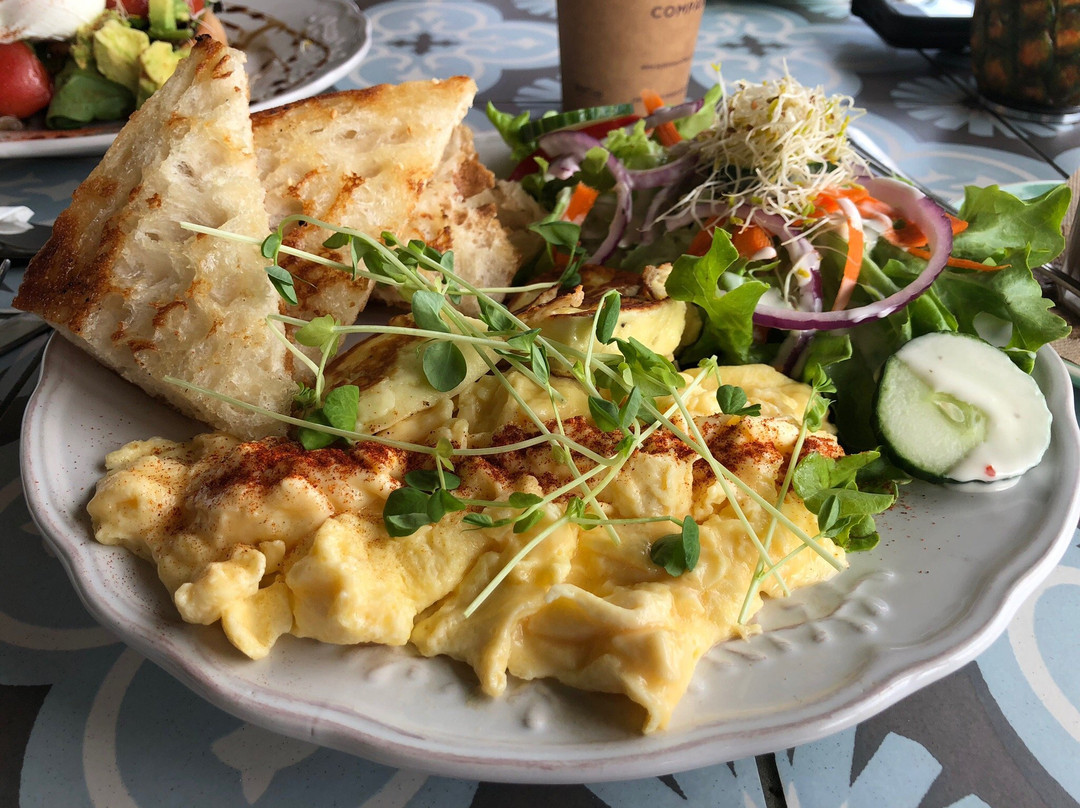 Carool餐馆和美食-Coconut Coffee House