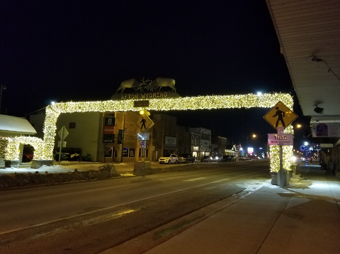 World's Largest Elkhorn Arch-Afton必去景点