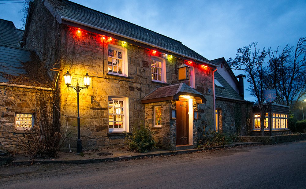 The Trewern Arms-官方