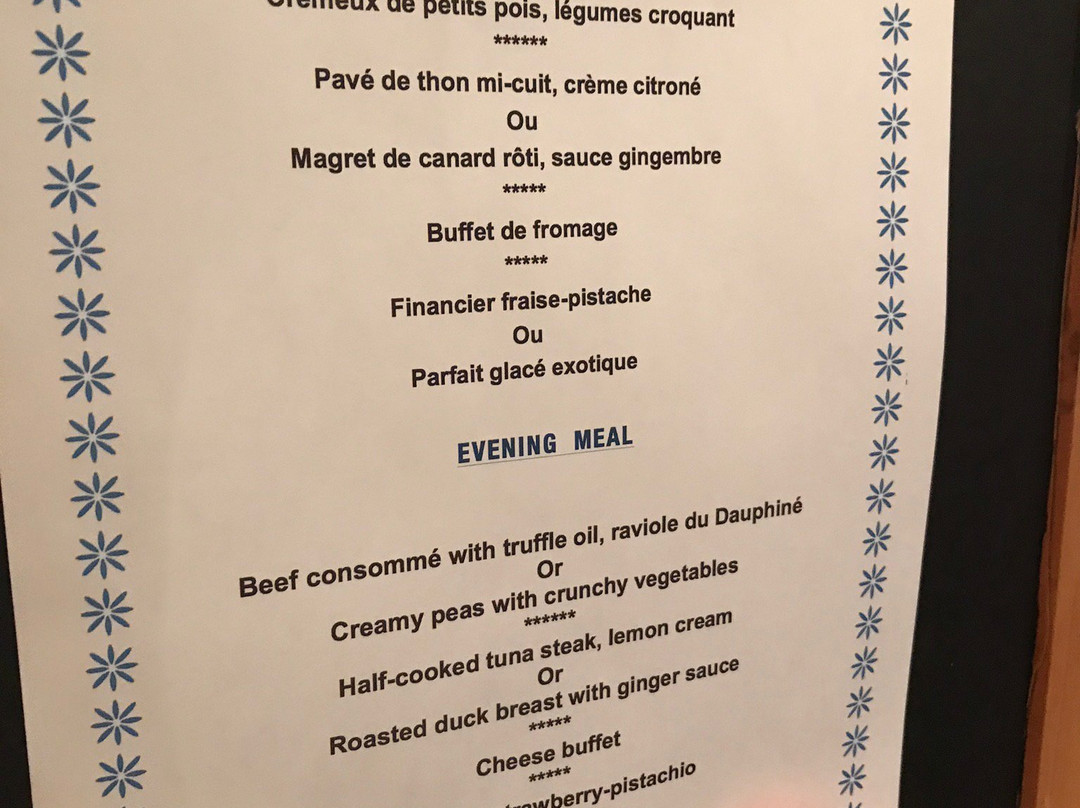 Hôtel Les Campanules By Les Etincelles主图