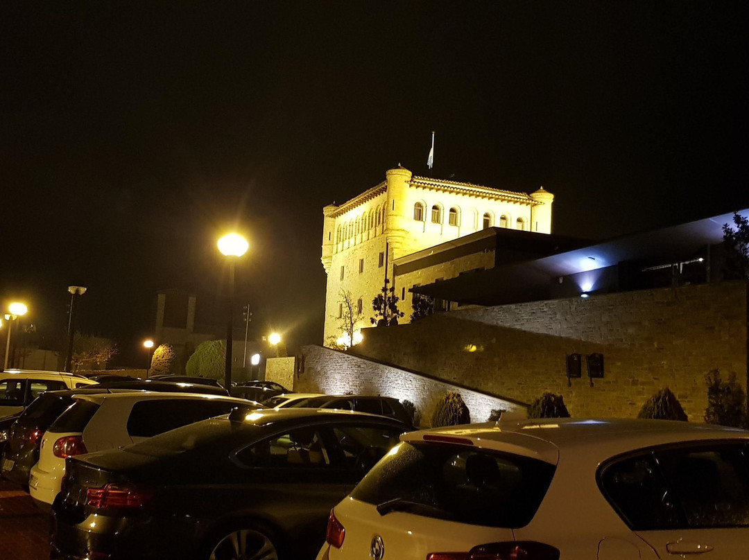 格雷埃斯城堡高尔夫与水疗酒店主图