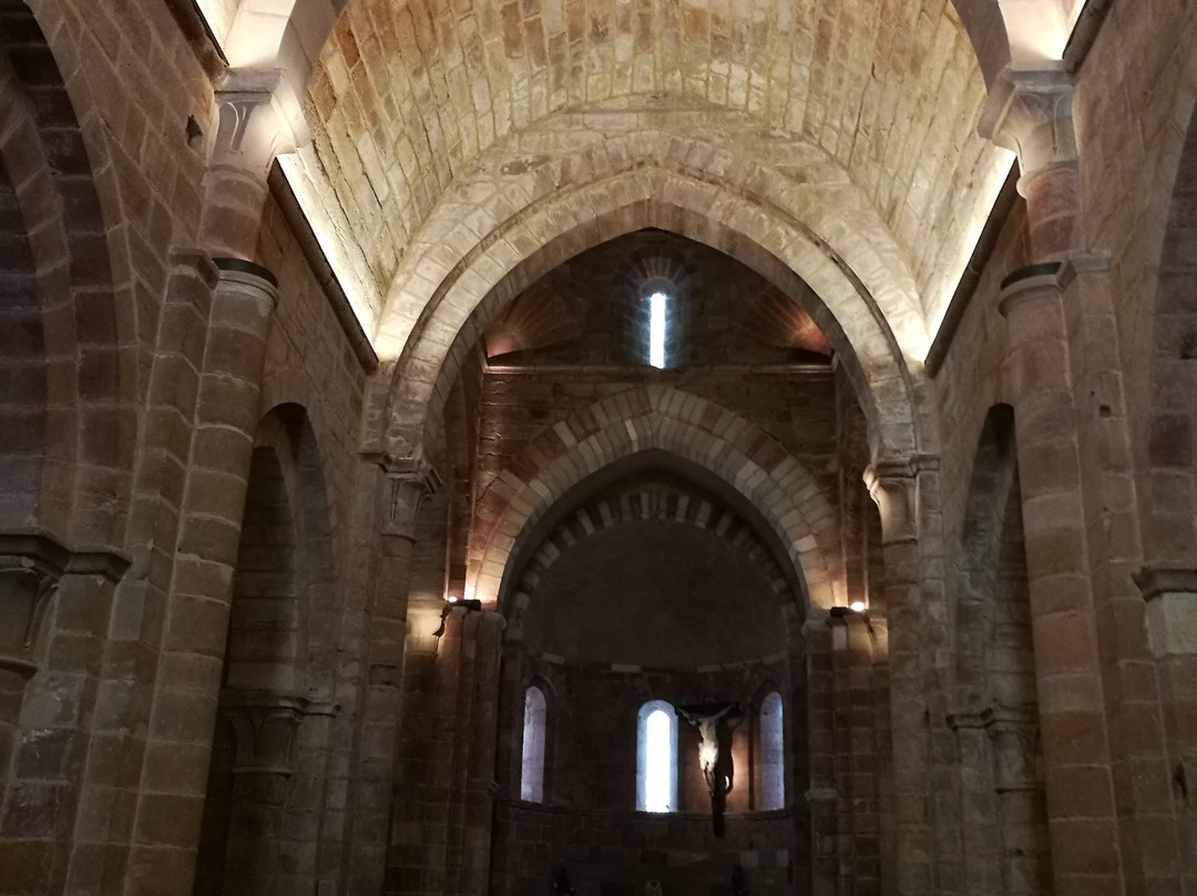 Monasterio de Santa Maria de Mave景点图片